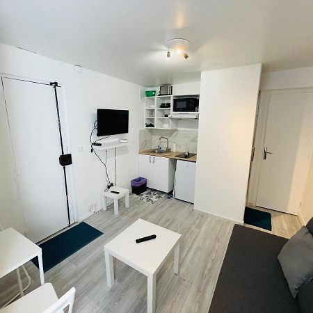 Studio - Pereire Parc Monceau - Moulin Rouge - 2 Pers Apartamento Paris Exterior foto