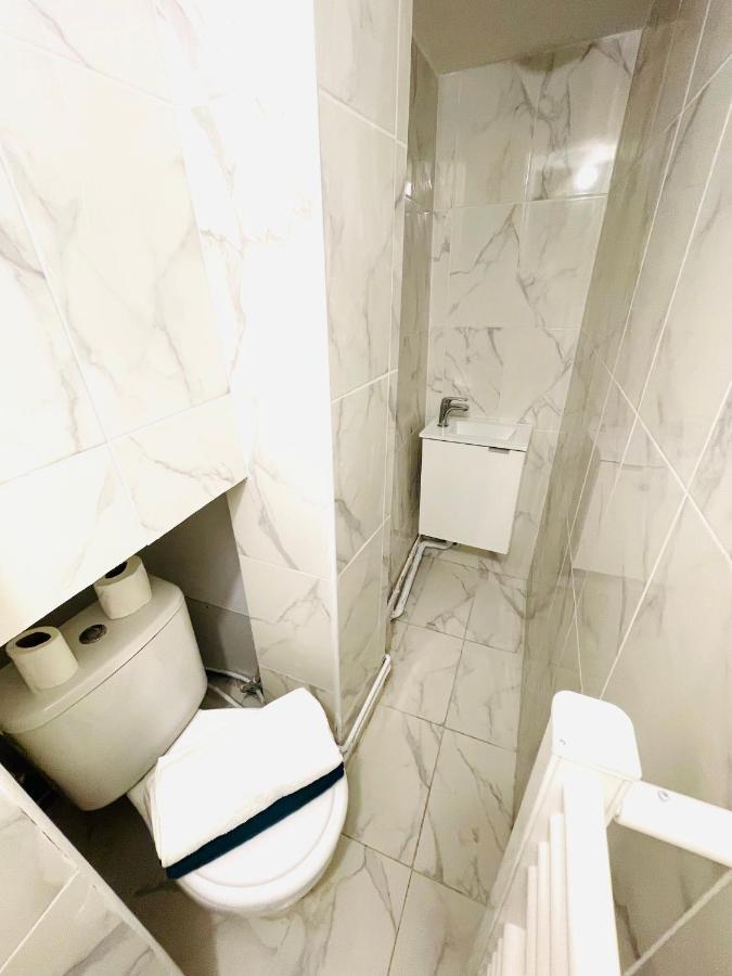 Studio - Pereire Parc Monceau - Moulin Rouge - 2 Pers Apartamento Paris Exterior foto